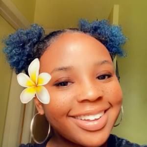 Meet your Posher, Kourtney